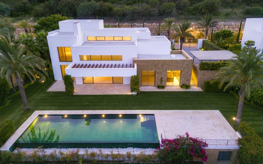 Nueva construcción  - Villa - Casares - Pedregales