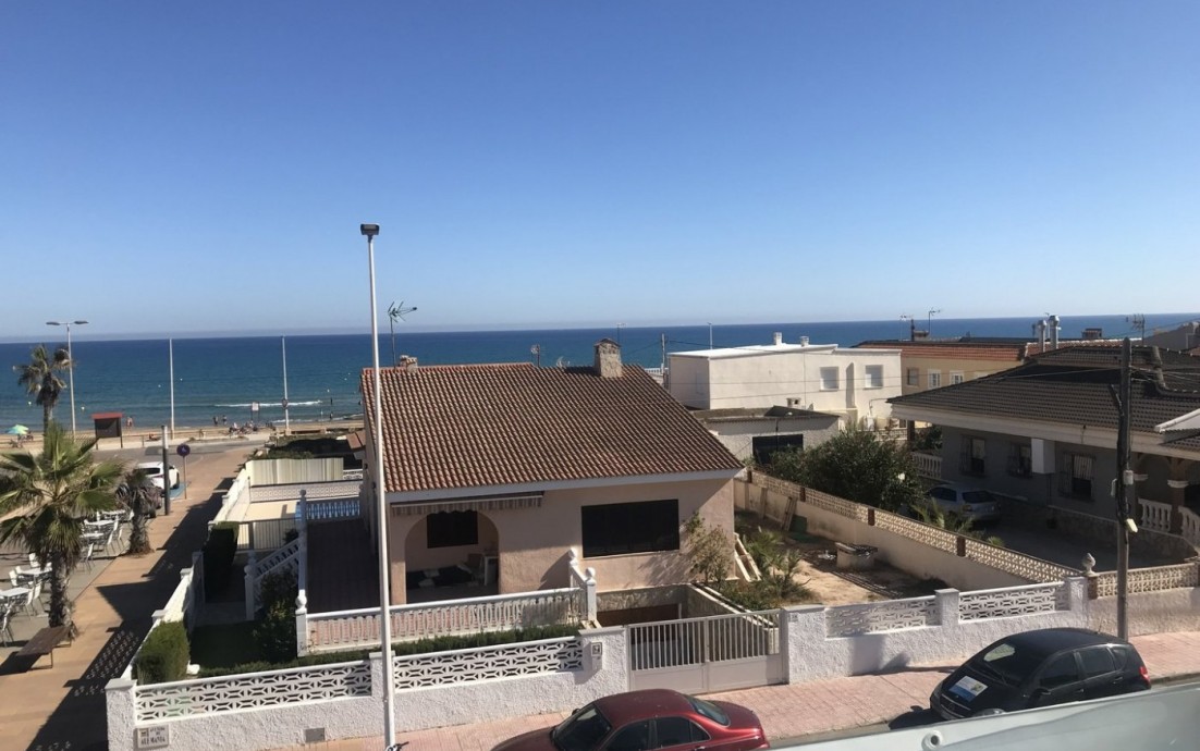 Nueva construcción  - Villa - Torrevieja - La Mata pueblo