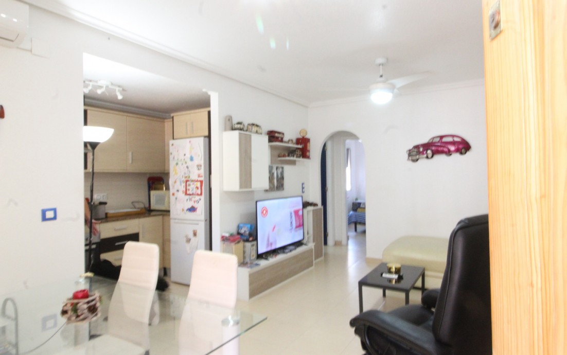 Resale - Apartment - Daya Nueva - Costa Blanca