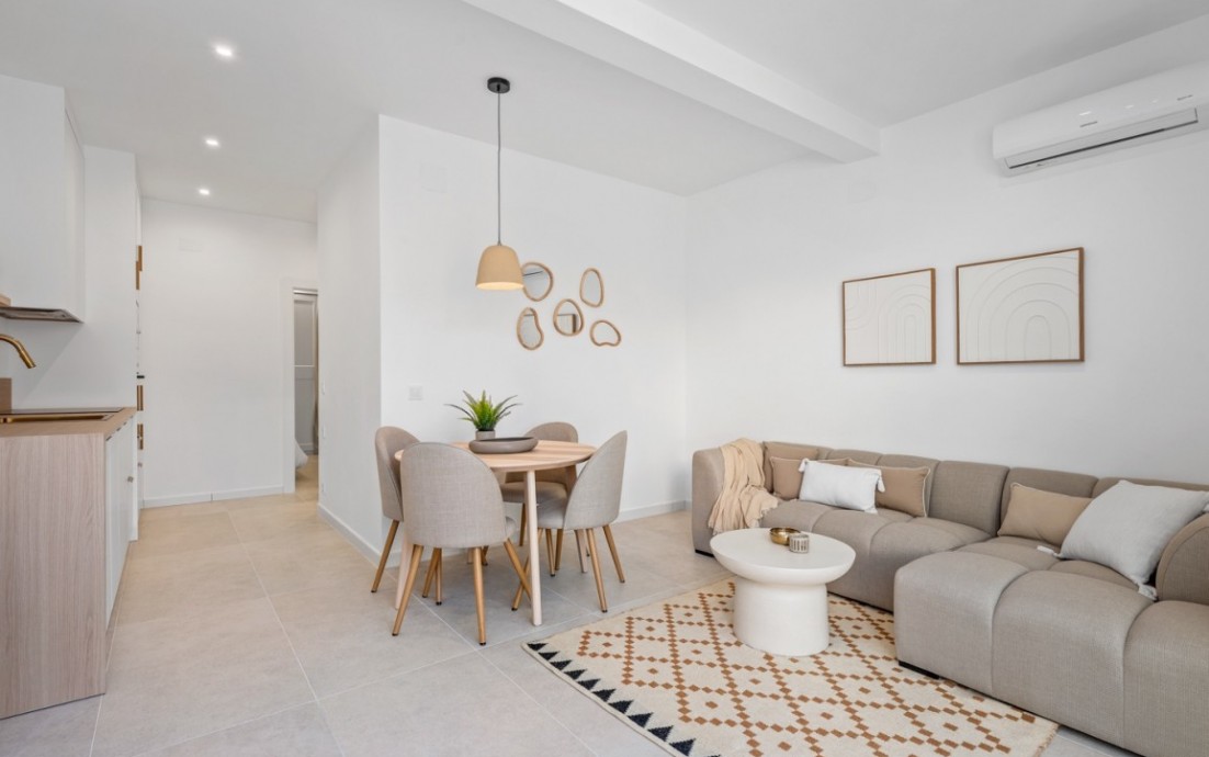 Resale - Bungalow - La Siesta