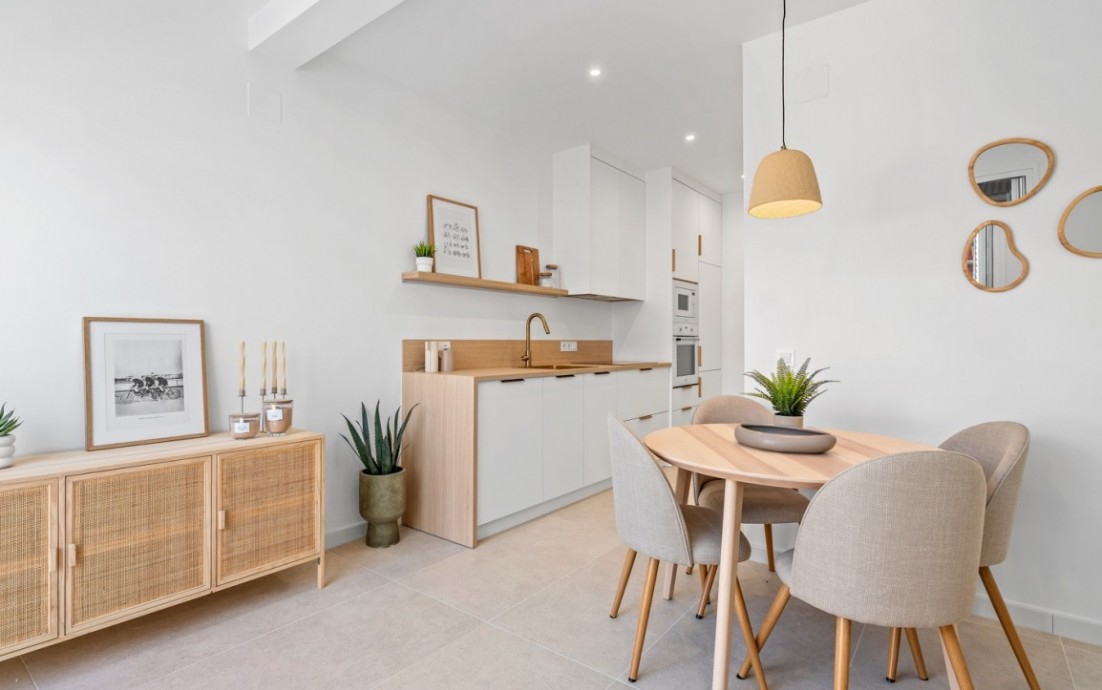 Resale - Bungalow - La Siesta