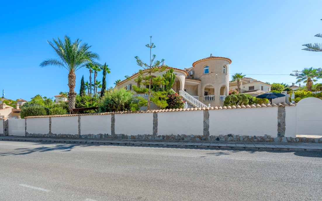 Resale - Villa - Almoradí