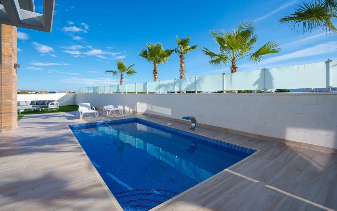 Resale - Villa - Cabo Roig - Costa Blanca