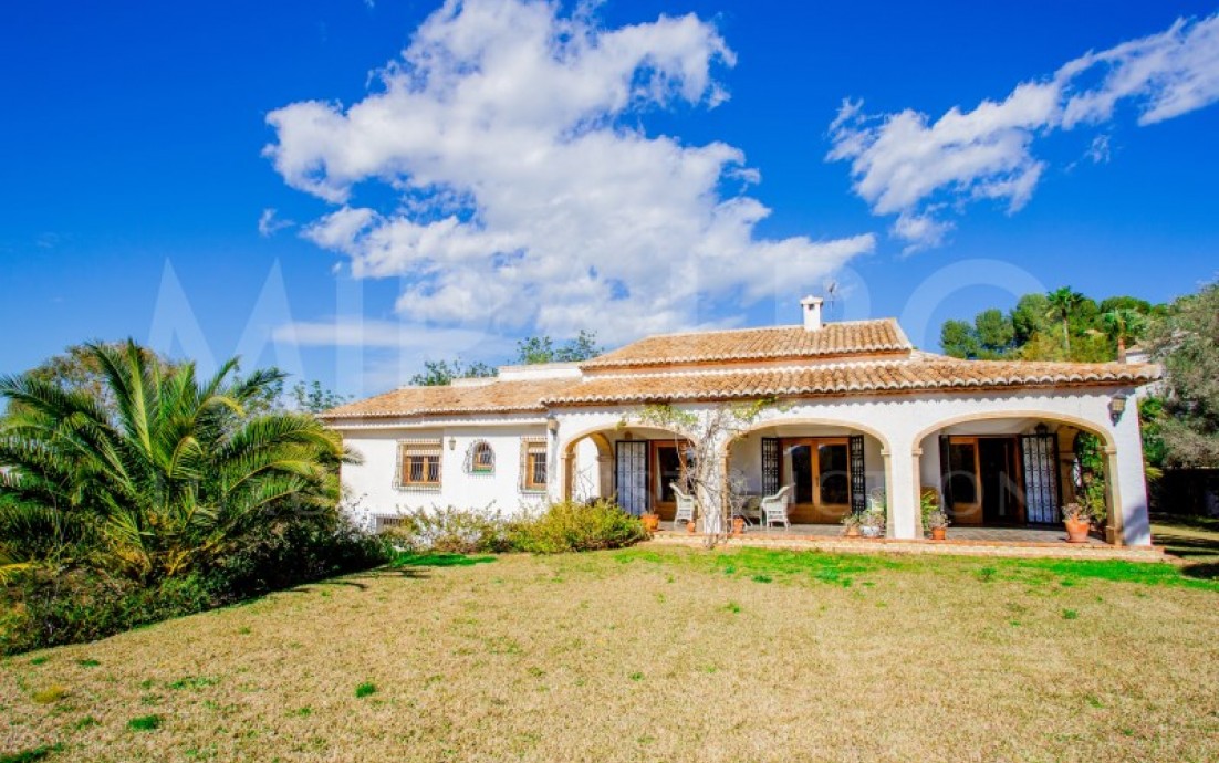 Resale - Villa - Jávea / Xàbia - Partides comunes - Adsubia