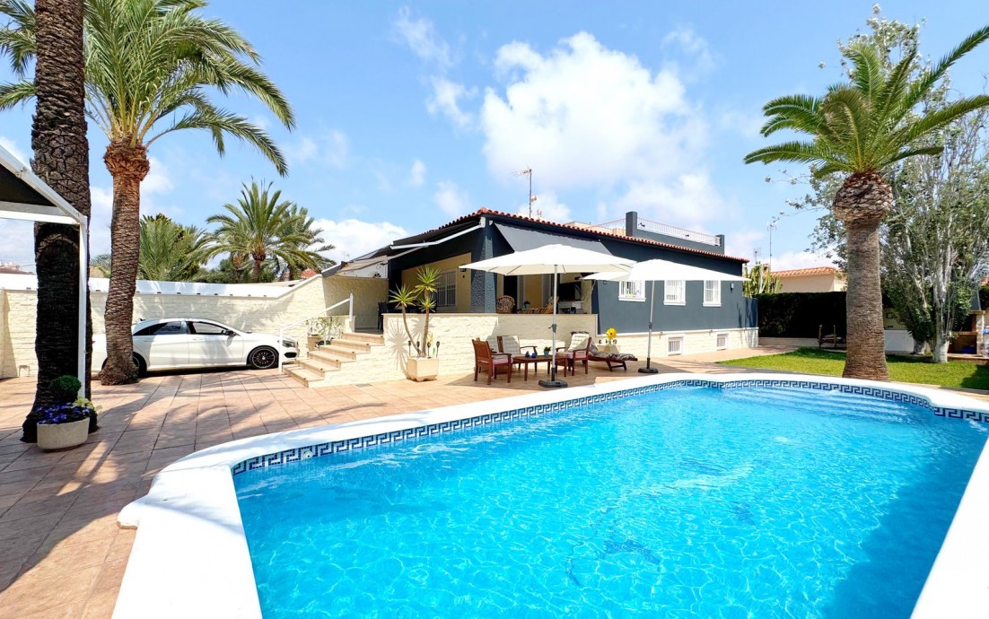 Resale - Villa - Torrevieja - Rocio del Mar