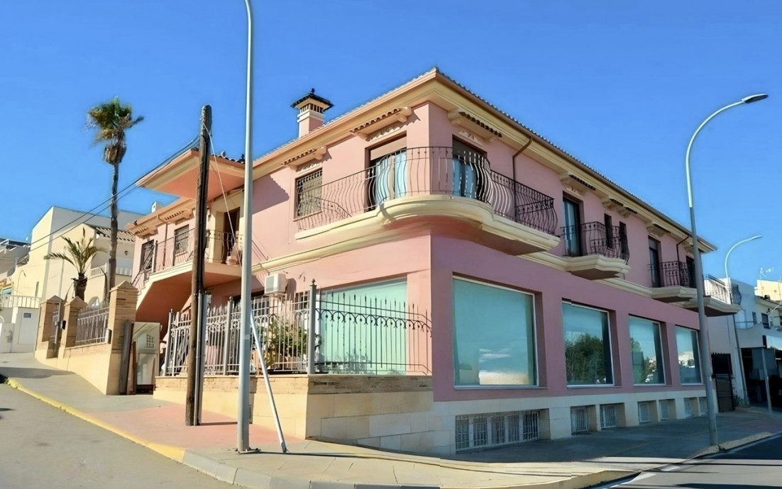 Revente - house - San Miguel de Salinas