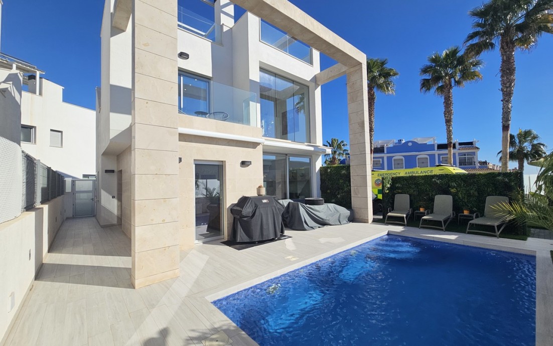 Revente - Villa - Cabo Roig