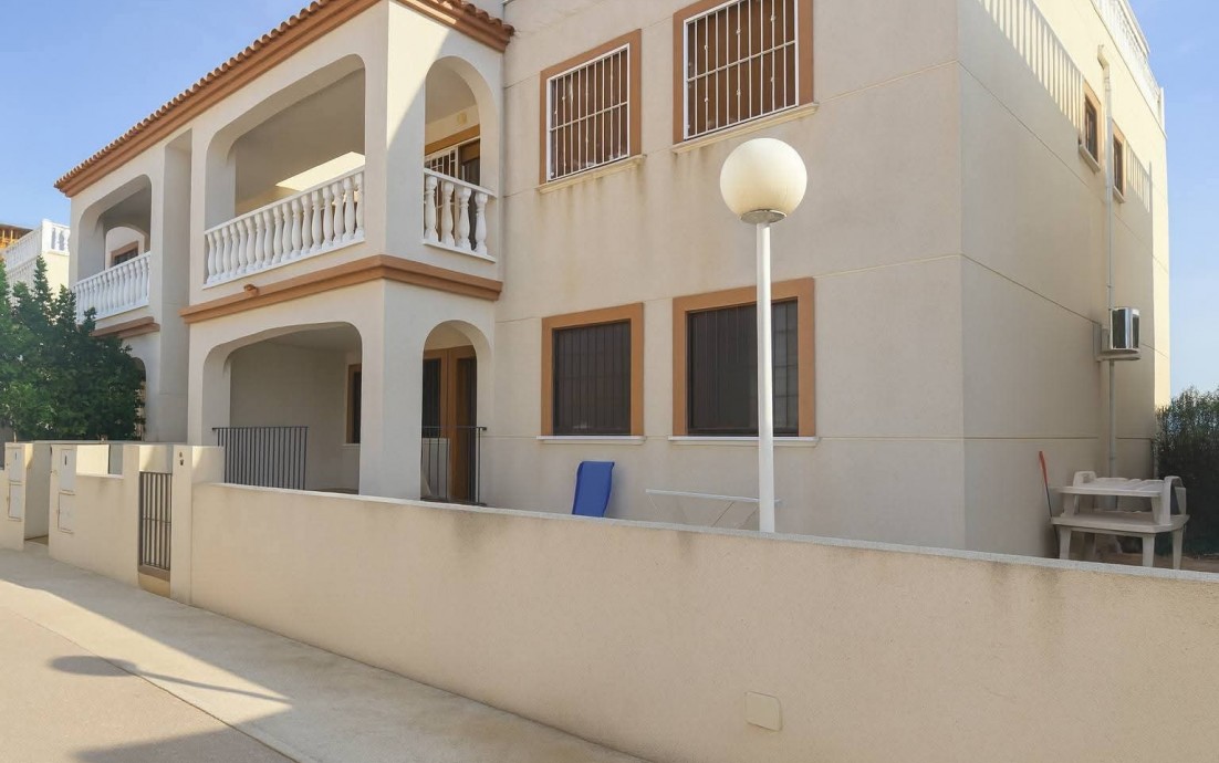 Venta - Apartment - Ground Floor - Daya Vieja - Costa Blanca