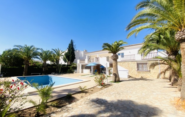 Villa - Herverkoop - La Zenia - WOW-14379