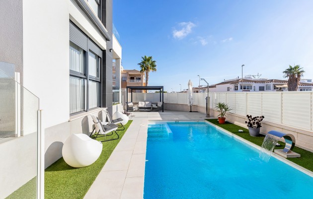 Villa - Herverkoop - Orihuela Costa - Orihuela Costa