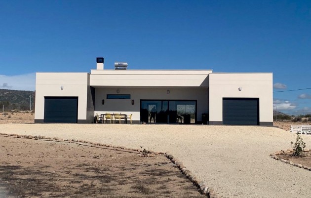 Villa - Nouvelle construction - Pinoso - 12206