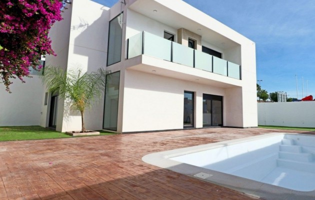 Villa - Nueva construcción  - Fortuna - WOW-98290