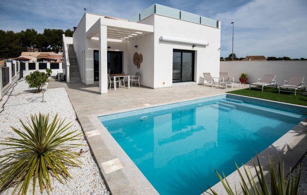 Villa - Nueva construcción  - Pilar de la Horadada - Pilar de la Horadada