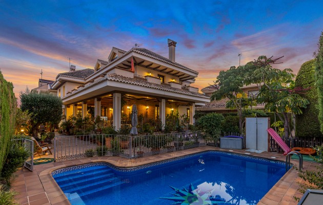 Villa - Venta - Torrevieja - La veleta