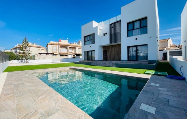 Villas - Nouvelle construction - Torrevieja - Torrevieja