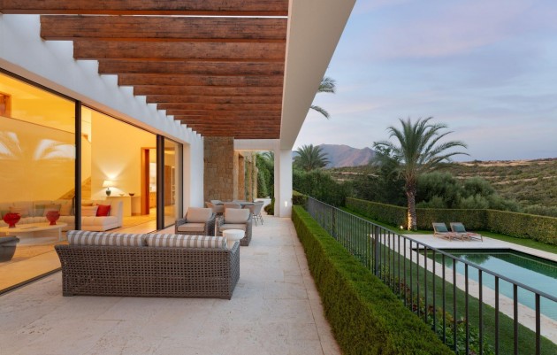 Nueva construcción  - Villa - Casares - Pedregales