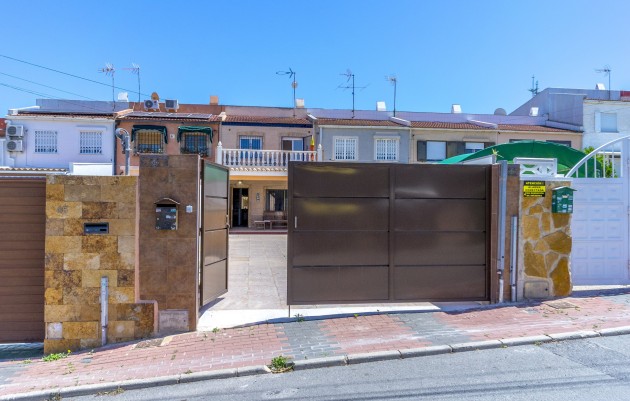 Resale - Townhouse - Los Balcones - Los Altos del Edén - Los Balcones