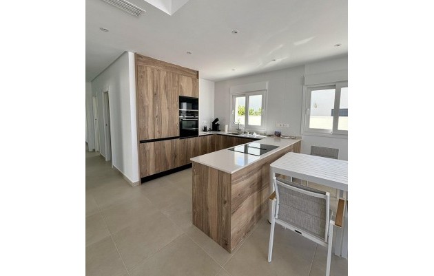 Nouvelle construction - Villa - Benijofar