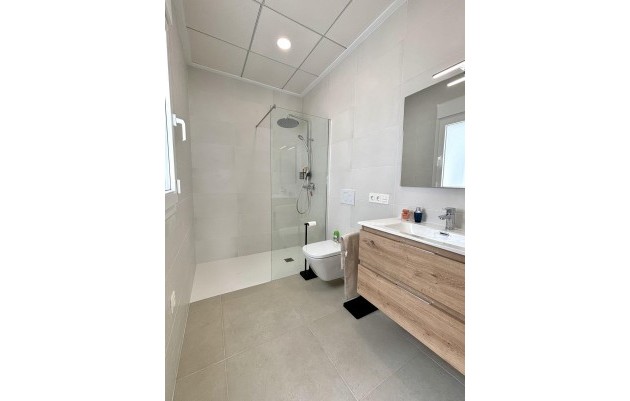 Nouvelle construction - Villa - Benijofar