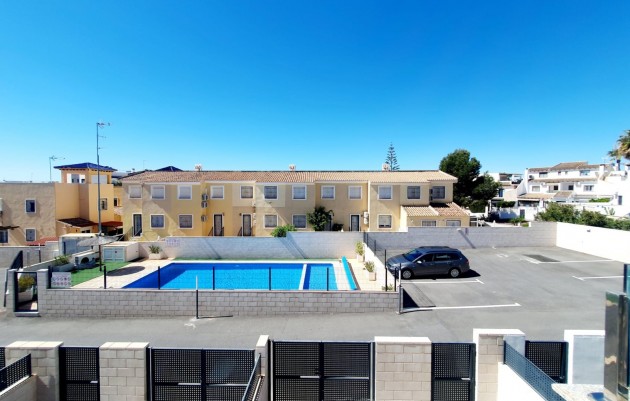 Resale - Townhouse - Orihuela Costa - Villamartín