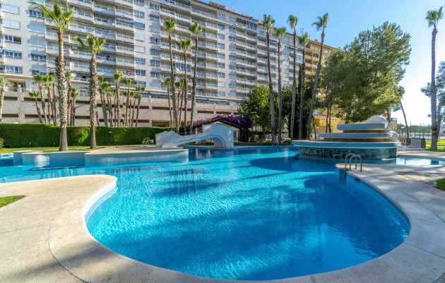 Resale - Apartment - Orihuela Costa - Campoamor