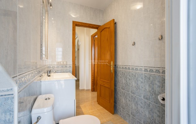 Herverkoop - Semi - Detached Villa - Guardamar del Segura - Urb el raso