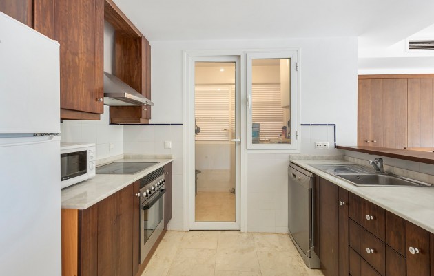Resale - Apartment - Punta Prima