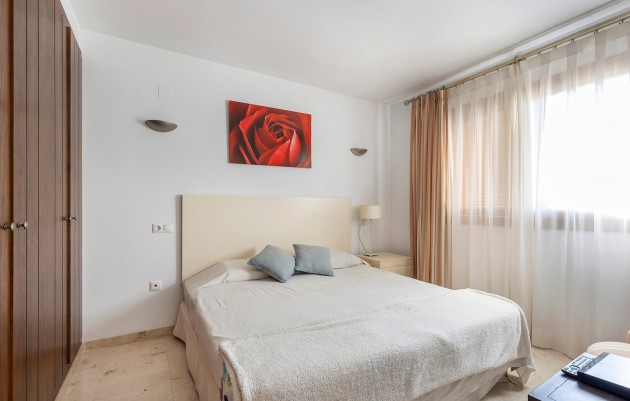 Resale - Apartment - Punta Prima