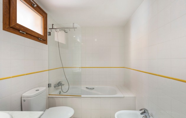 Resale - Apartment - Punta Prima