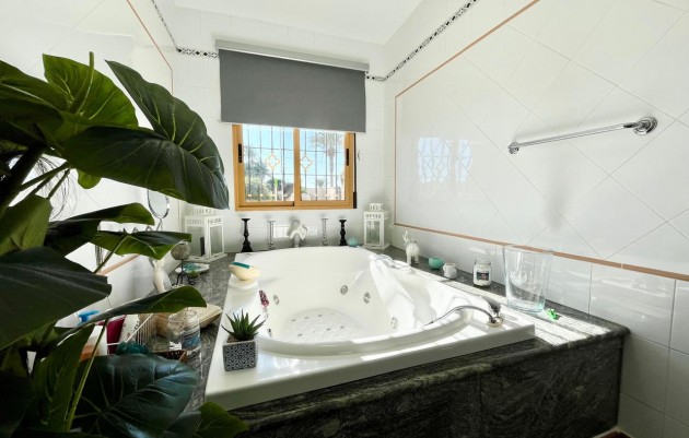 Herverkoop - country house - Fortuna