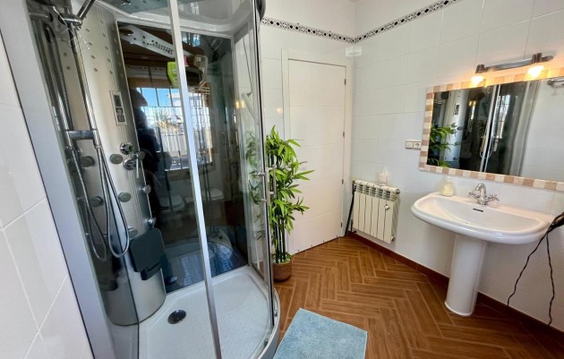Herverkoop - country house - Fortuna
