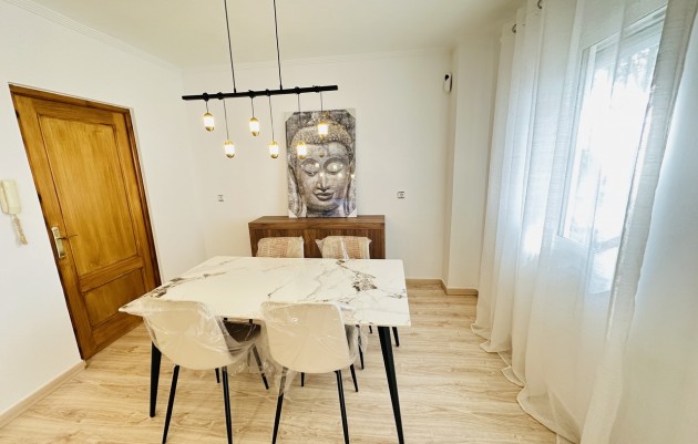Resale - Villa - Orihuela