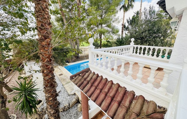 Resale - Villa - Orihuela