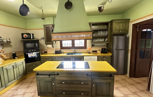 Revente - house - San Miguel de Salinas