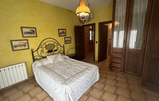 Revente - house - San Miguel de Salinas