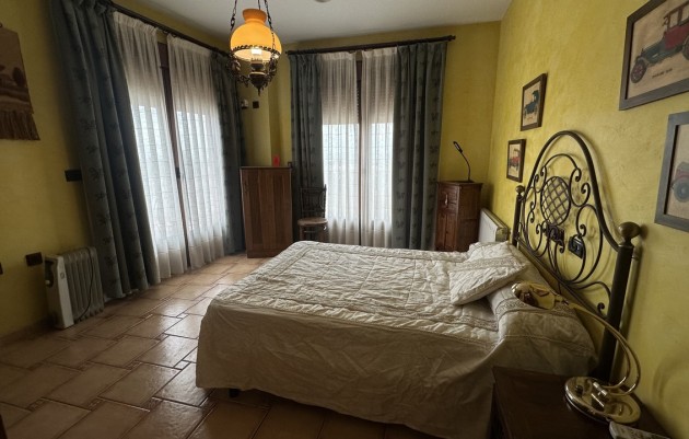 Revente - house - San Miguel de Salinas