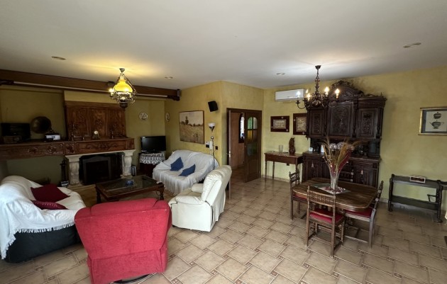 Revente - house - San Miguel de Salinas