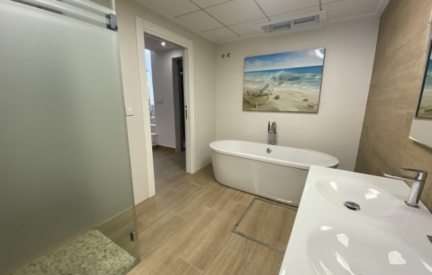 Revente - Villa - San Miguel de Salinas