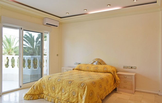Resale - Villa - Torremendo