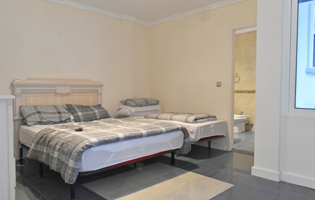 Resale - Villa - Torremendo