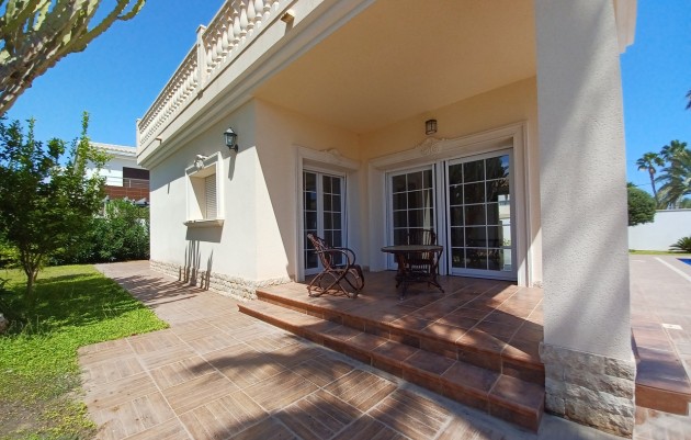 Revente - Villa - Cabo Roig