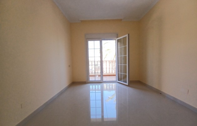 Revente - Villa - Cabo Roig