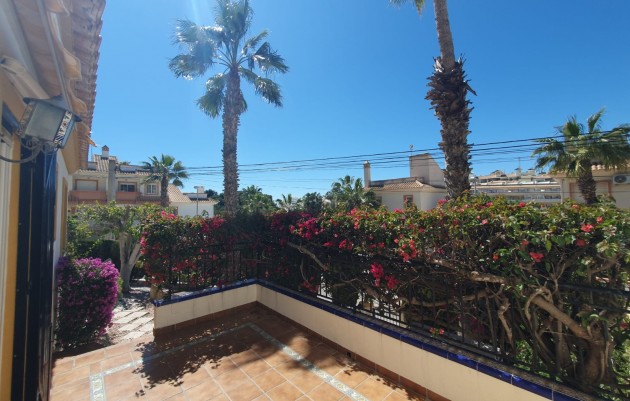 Revente - Apartment / flat - Orihuela Costa - Villamartín