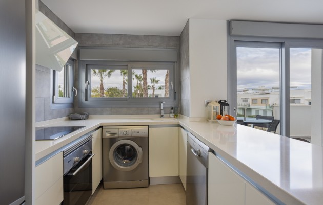 Resale - Apartment / flat - Orihuela - Vistabella Golf
