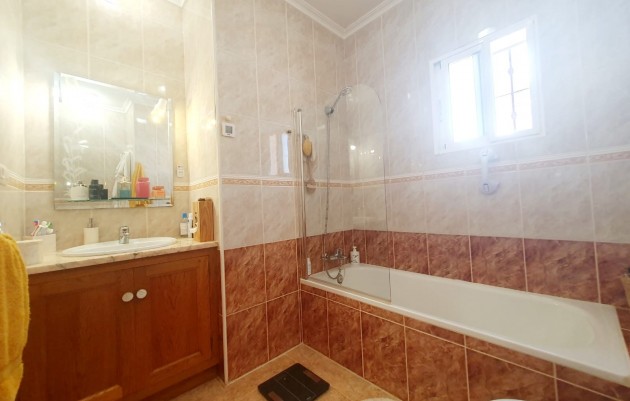 Resale - Villa - Orihuela Costa - Playa Flamenca