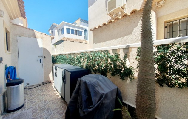 Resale - Villa - Orihuela Costa - Playa Flamenca