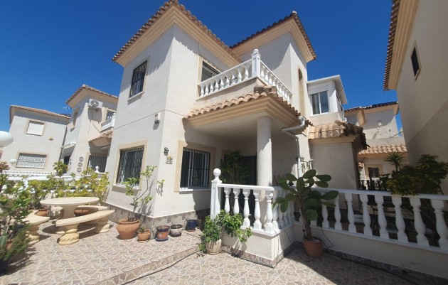Resale - Villa - Orihuela Costa - Playa Flamenca