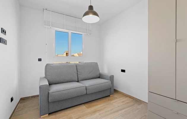 Herverkoop - Duplex - Punta Prima