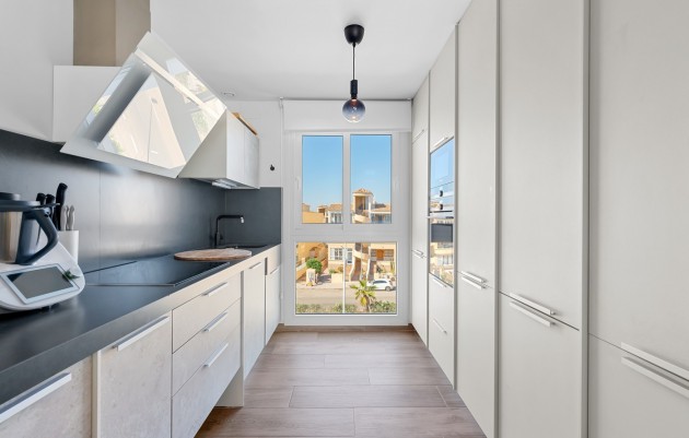 Herverkoop - Duplex - Punta Prima