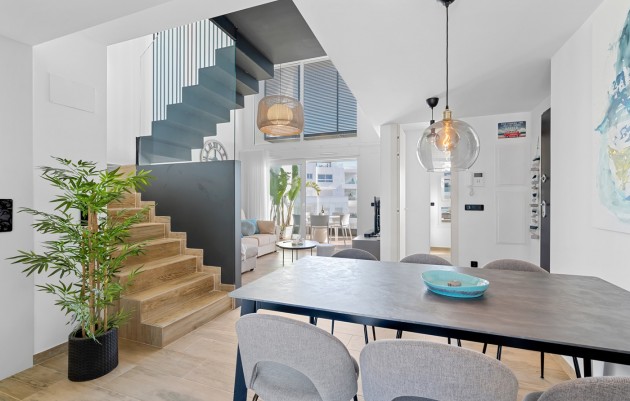 Herverkoop - Duplex - Punta Prima